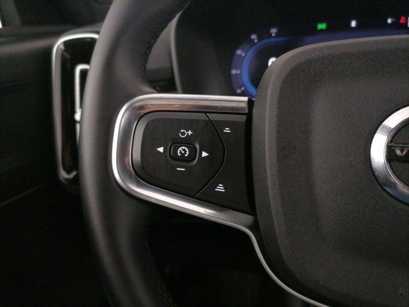 Volvo XC40 2.0 b3 Core auto