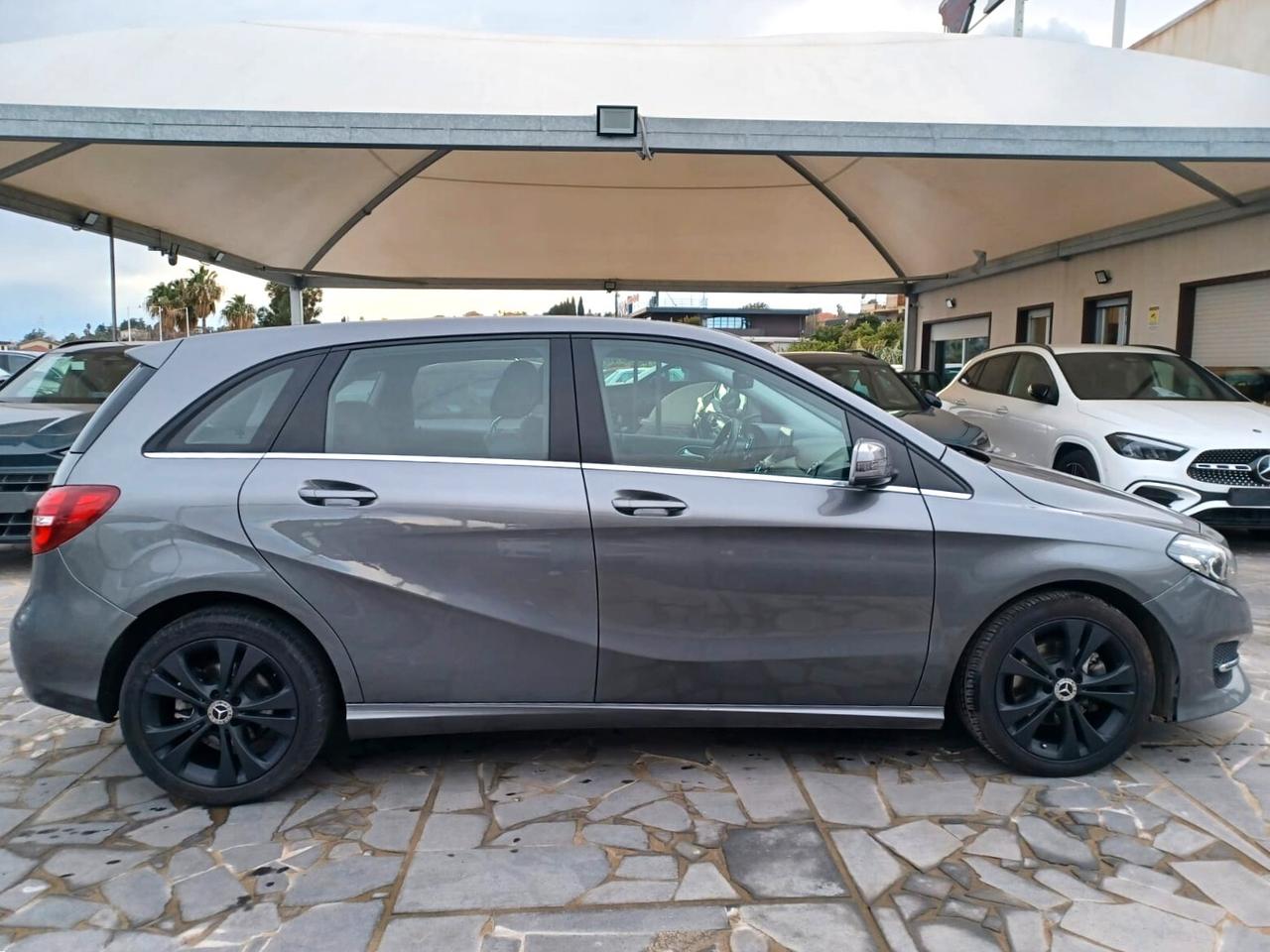 Mercedes-benz B 180 Premium