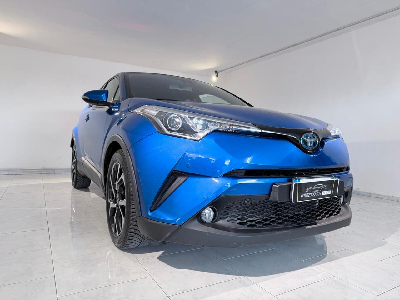 Toyota C-HR 1.8 FULL HYBRID PRONTA CONSEGNA