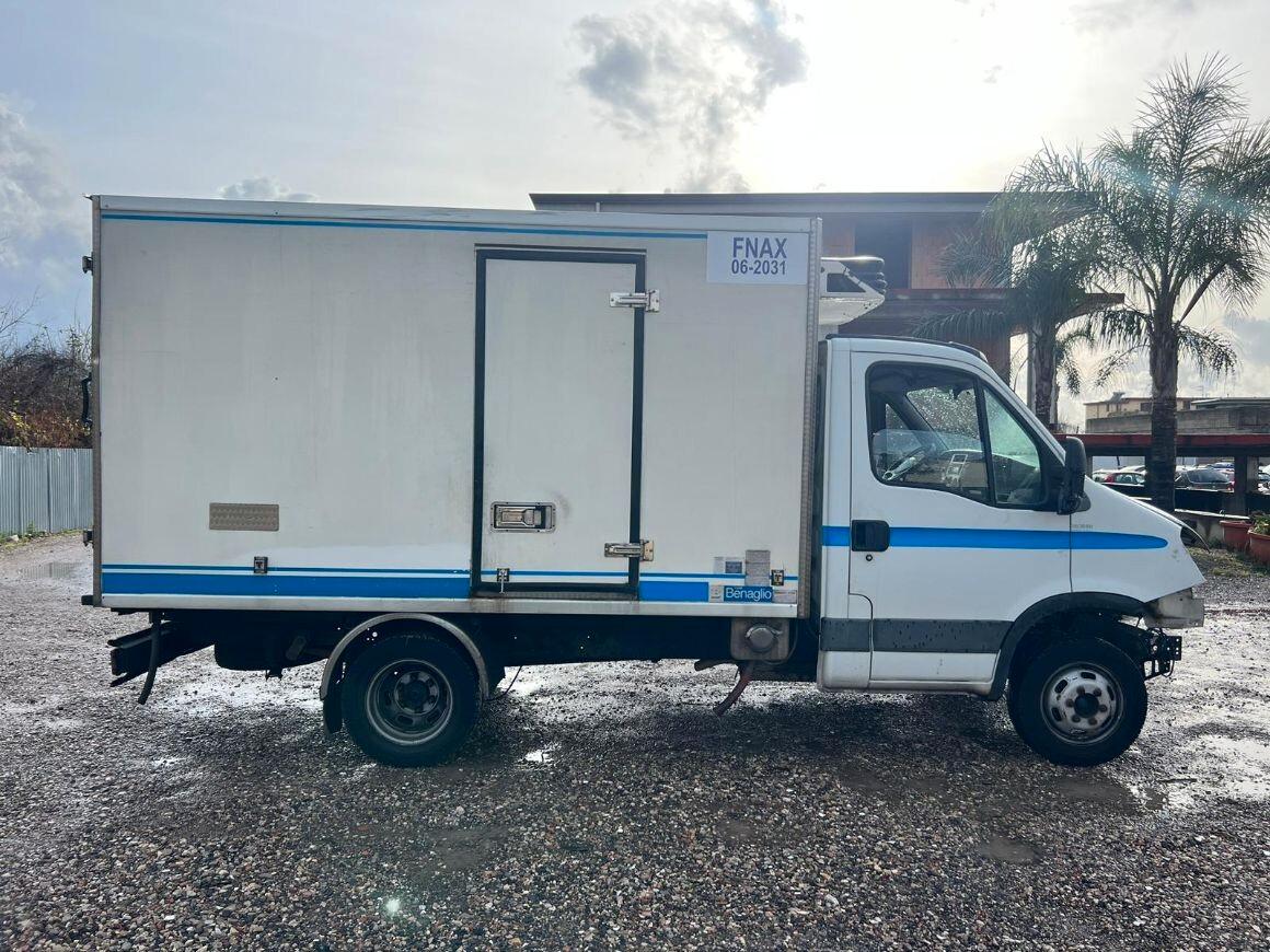 Iveco Ecodaily 35C18 3.0 Hpt PM-RG Cabinato