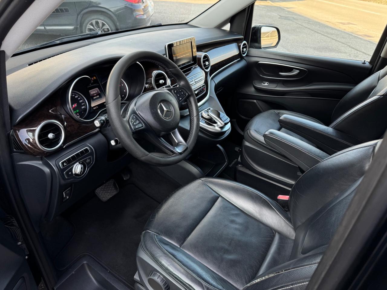 Mercedes V 220 CDI Premium Long 8 Posti