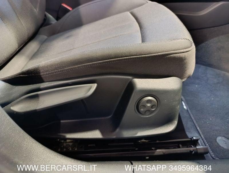 Audi A4 Avant 35 TDI/163 CV S tronic Business*PROIETTORI LED*NAVIGATORE*PDC*CAMBIO AUTOMATICO*