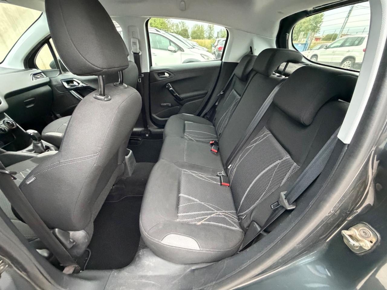 Peugeot 208 PureTech 82 5 porte Access