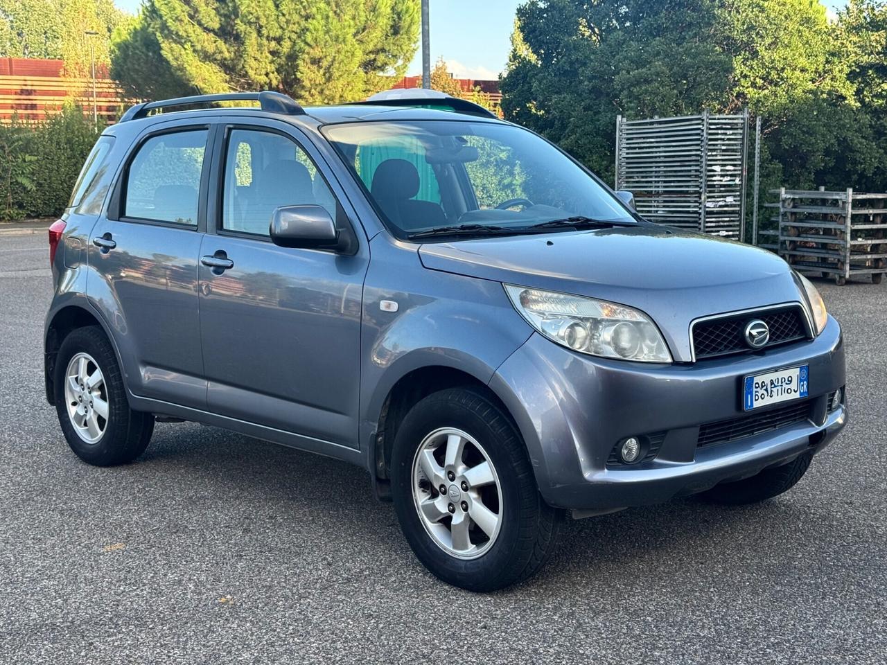 DAIHATSU TERIOS GPL 1.5 4WD SXA 4X4 2008 automatica