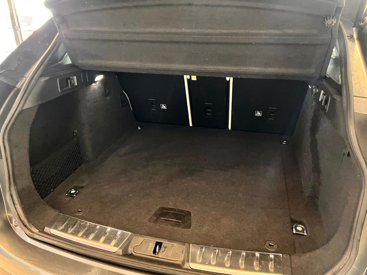 Jaguar F-Pace 2.0 D 180 CV AWD aut. Portfolio