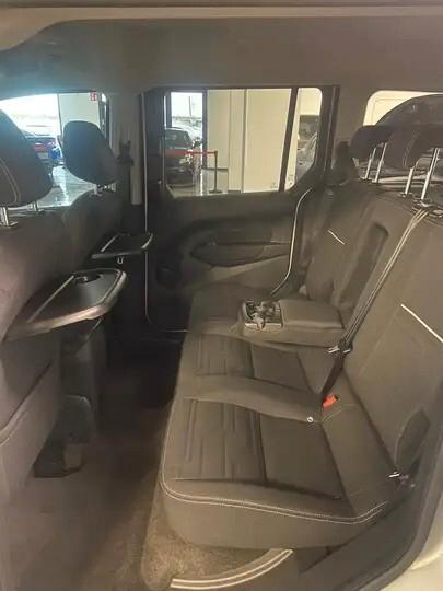 Ford Tourneo Connect Connect7 1.5 TDCi 120 CV Powershift Titanium