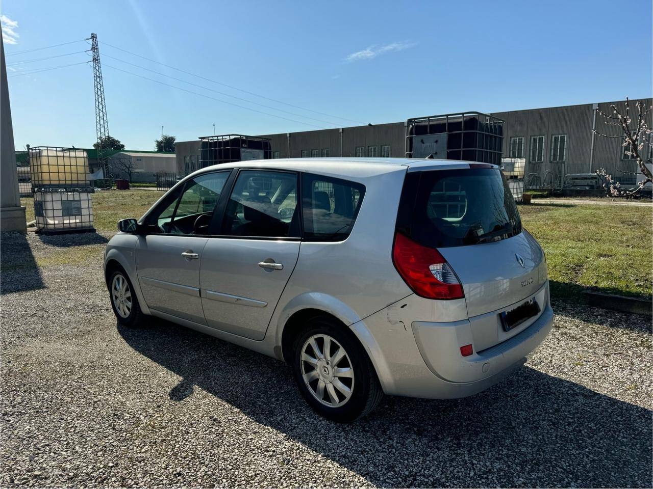 Renault Scenic Scénic 1.9 dCi/130CV Dynamique