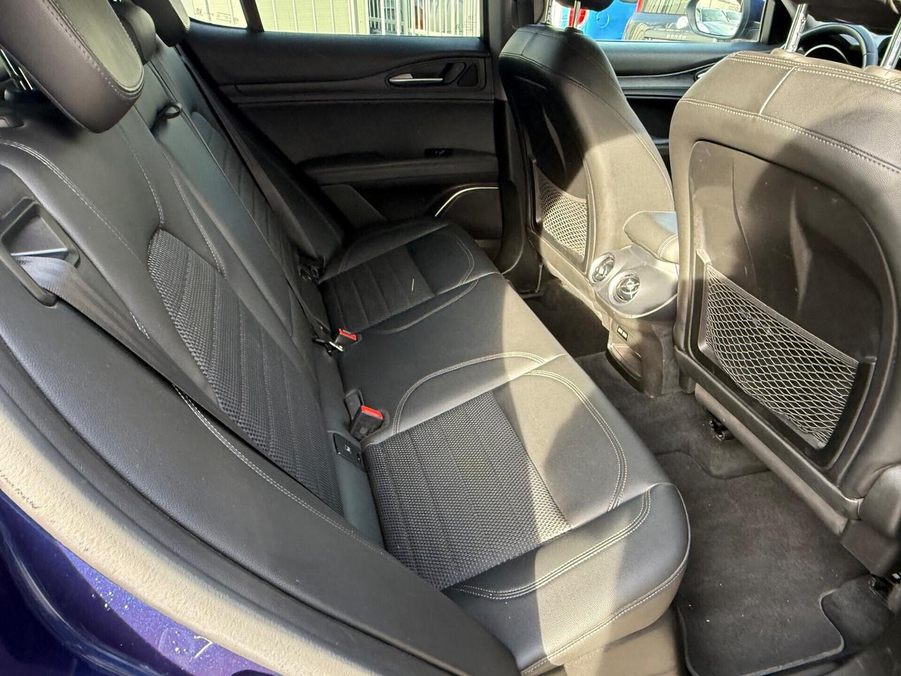 Alfa Romeo Stelvio 2.2 Turbodiesel 210 CV AT8 Q4 Executive