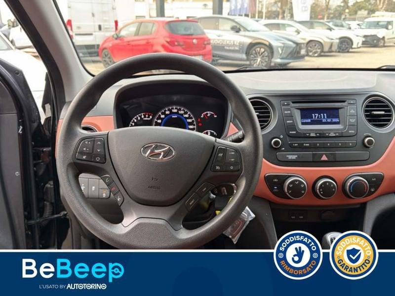 Hyundai i10 1.0 LOGIN