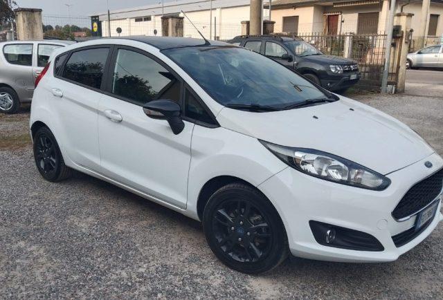 FORD Fiesta 1.0 EcoBoost 100CV 5 porte Black & White Edition