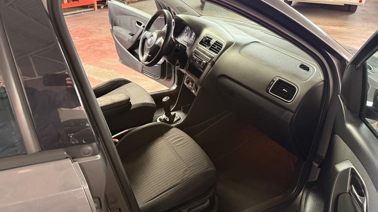 Volkswagen Polo 1.6 Highline BiFuel