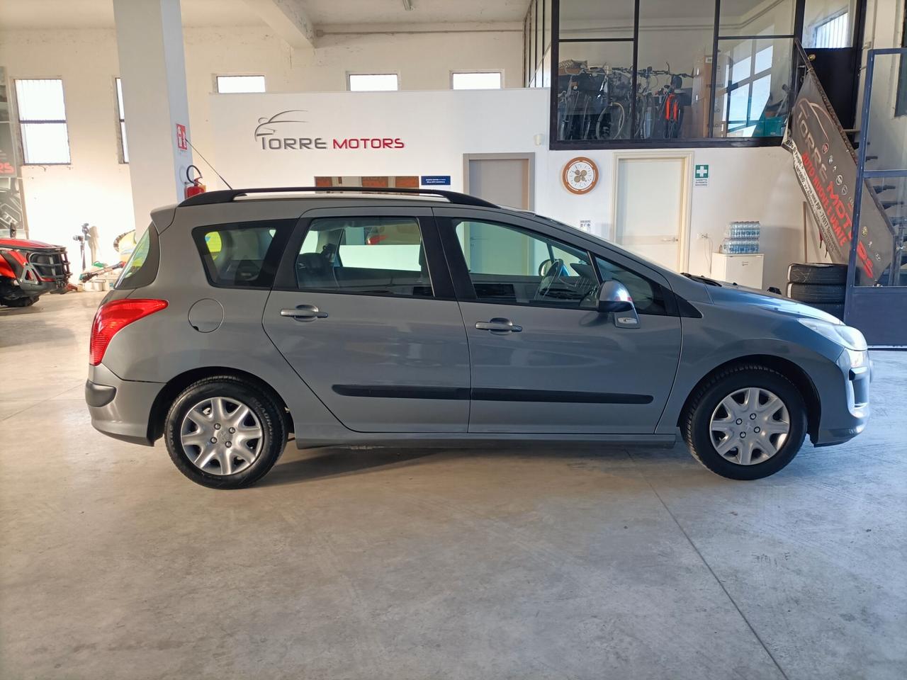 Peugeot 308 1.6 8V HDi 112CV SW Premium 02/2011