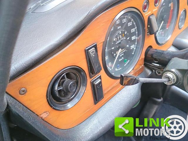 TRIUMPH TR6 Iniezione