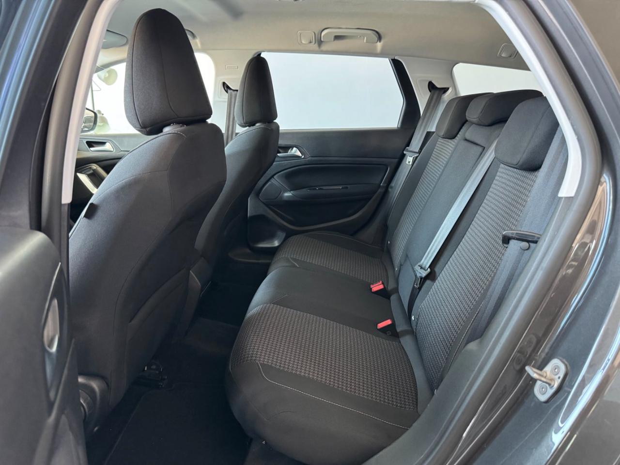 Peugeot 308 Station Wagon 308 SW 1.5 bluehdi Style 130cv eat8 Tagliandi