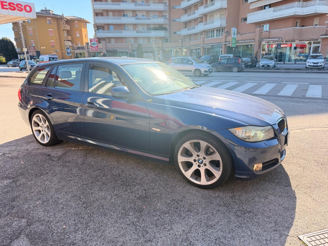 BMW 318D euro5 Manuale pelle per EXPORT