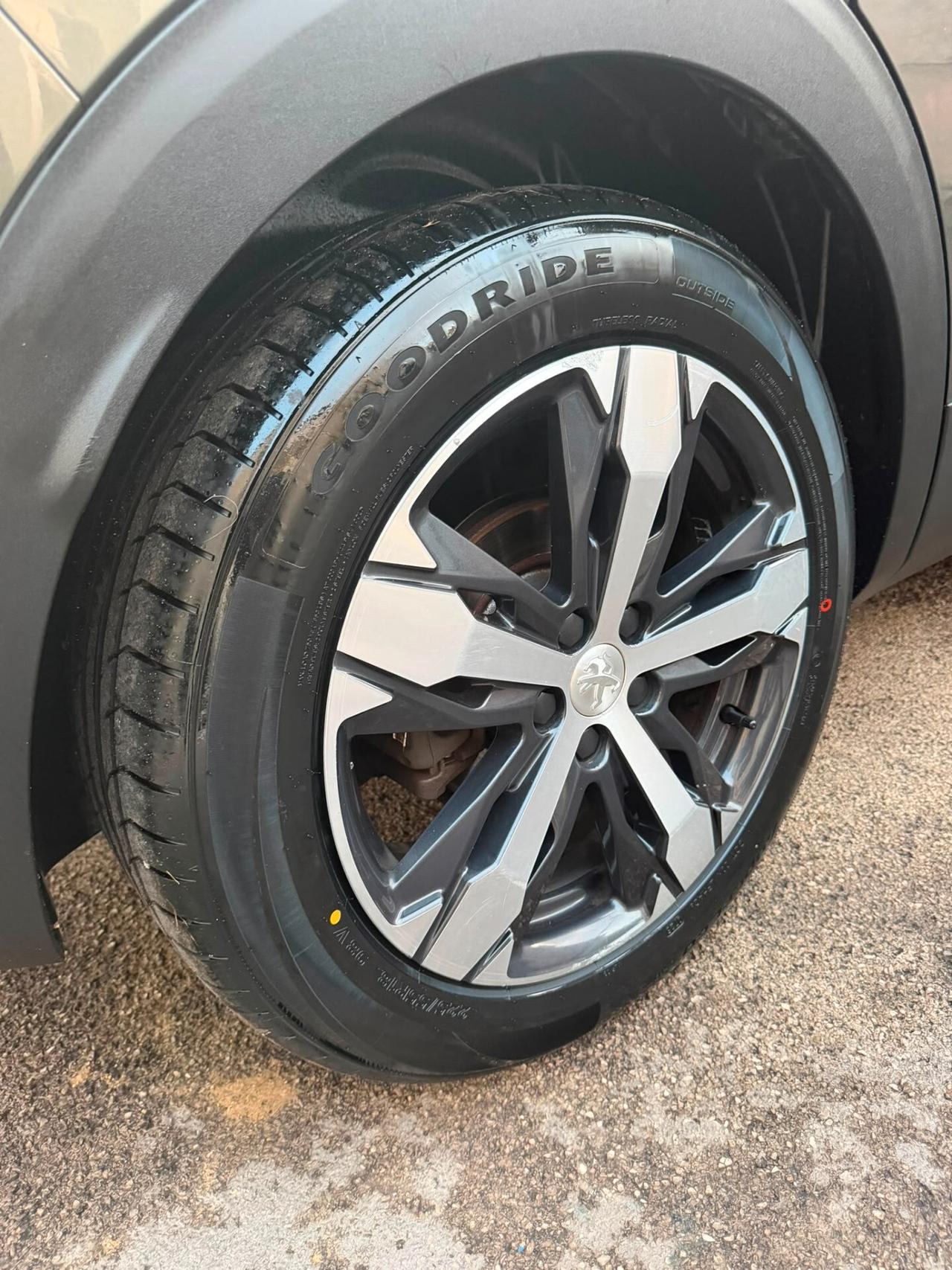 Peugeot 3008 1.2 BENZINA