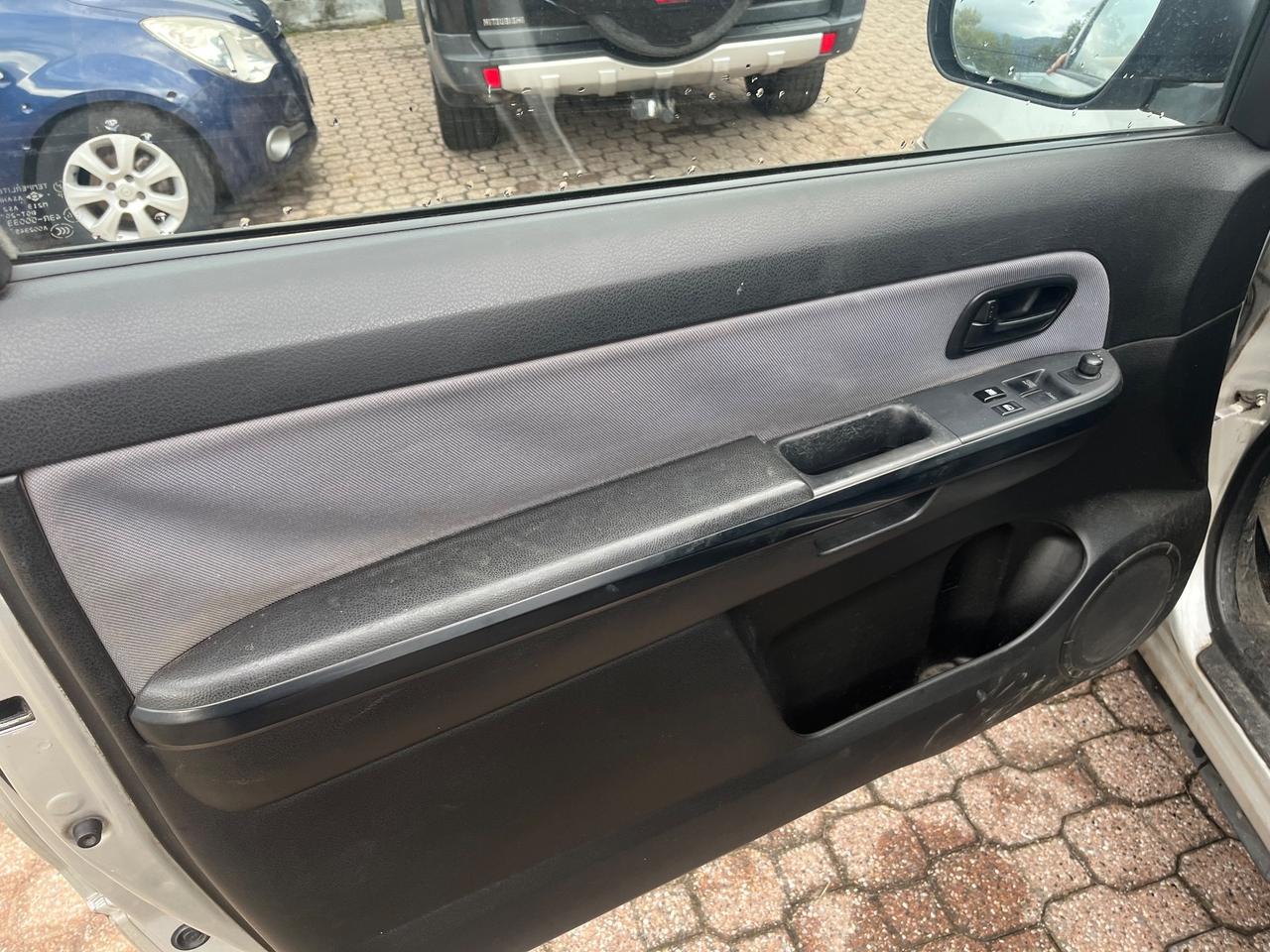 Suzuki Grand Vitara 1.9 DDiS 3 porte