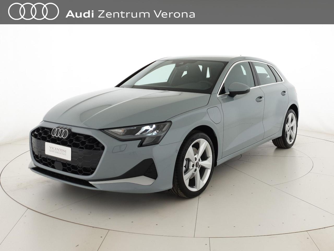 Sportback 40TFSIe 204CV S tronic Business Advanced