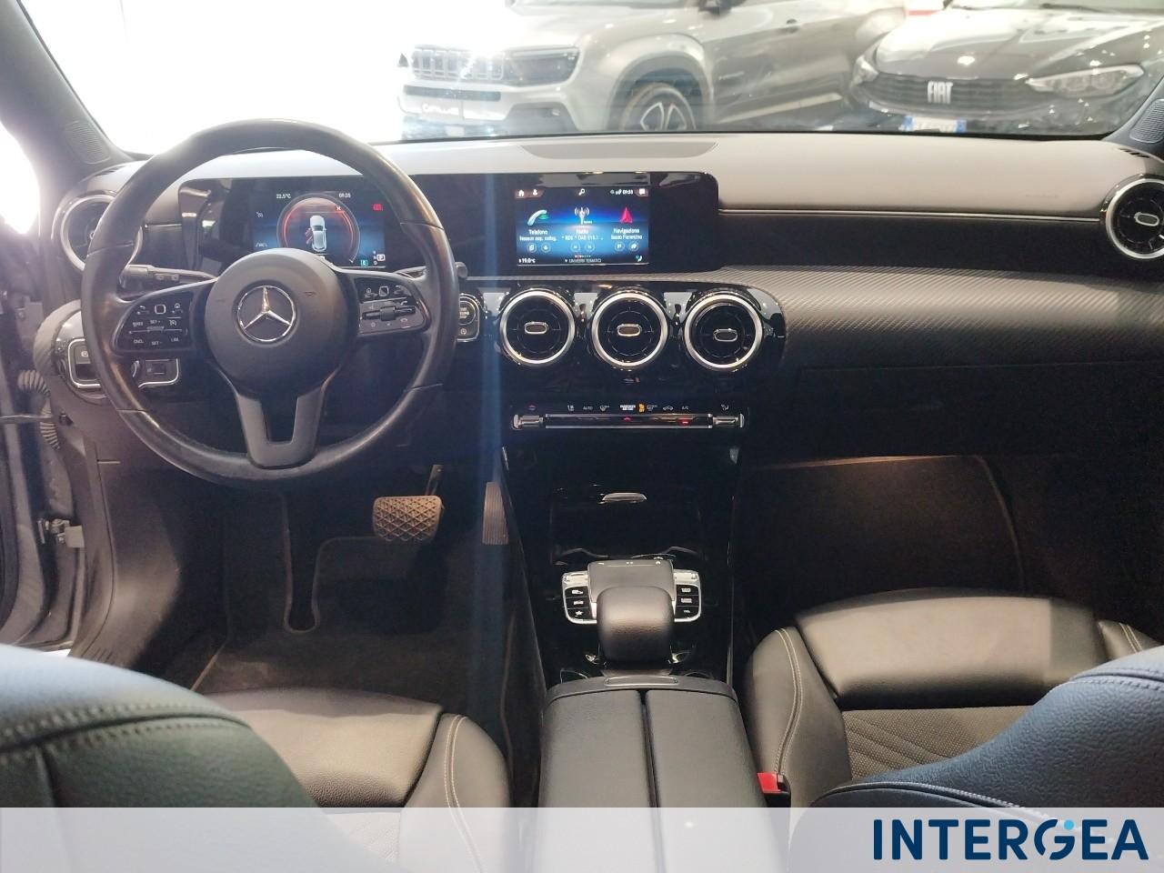Mercedes-Benz A 180 d Business auto