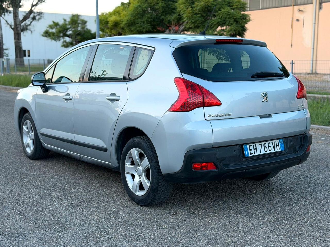Peugeot 3008 1.6 HDi 112CV Automatico