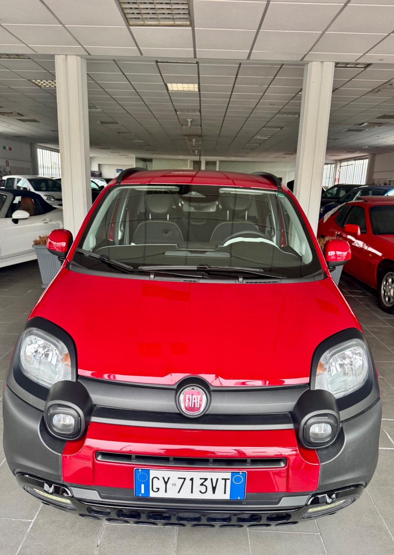 Fiat Panda Cross 1.0 Pandina S&S Hybrid