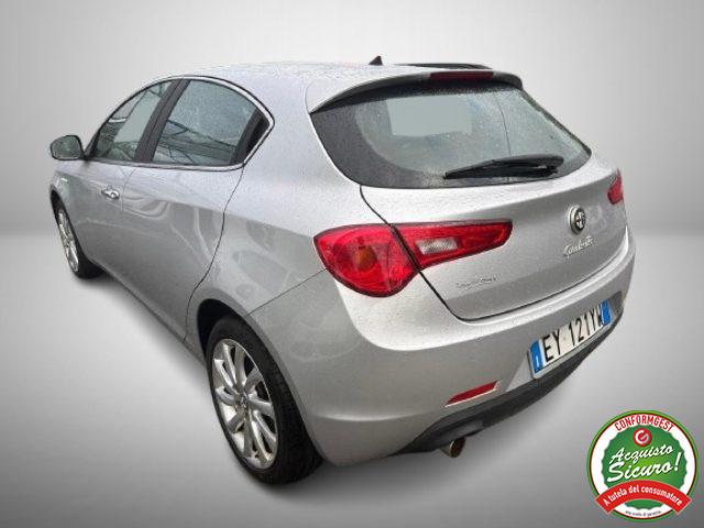 ALFA ROMEO Giulietta 1.6 JTDm-2 105 CV Distinctive