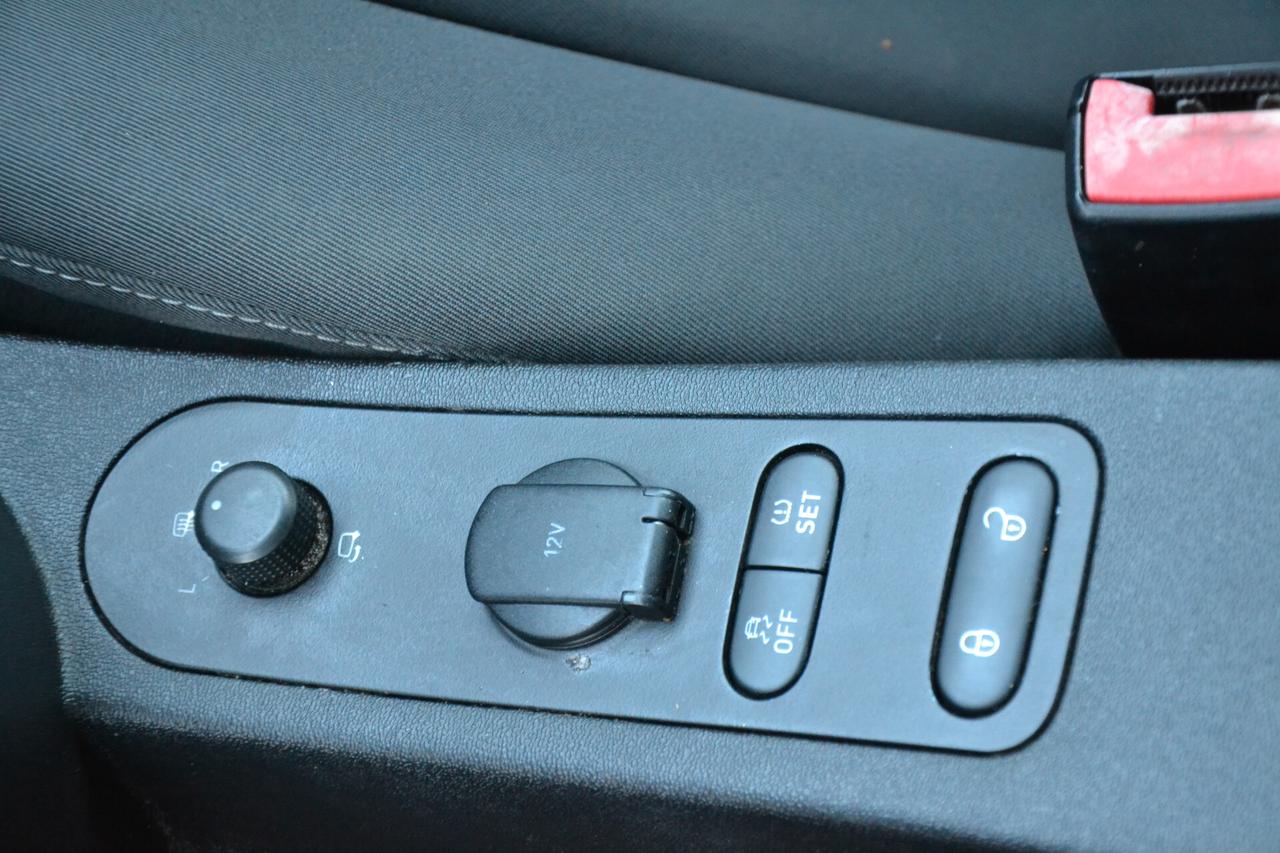 Seat Leon 1.6 TDI 105CV **UNIPRO'**LEGGI NOTE**PREZZO VERO**
