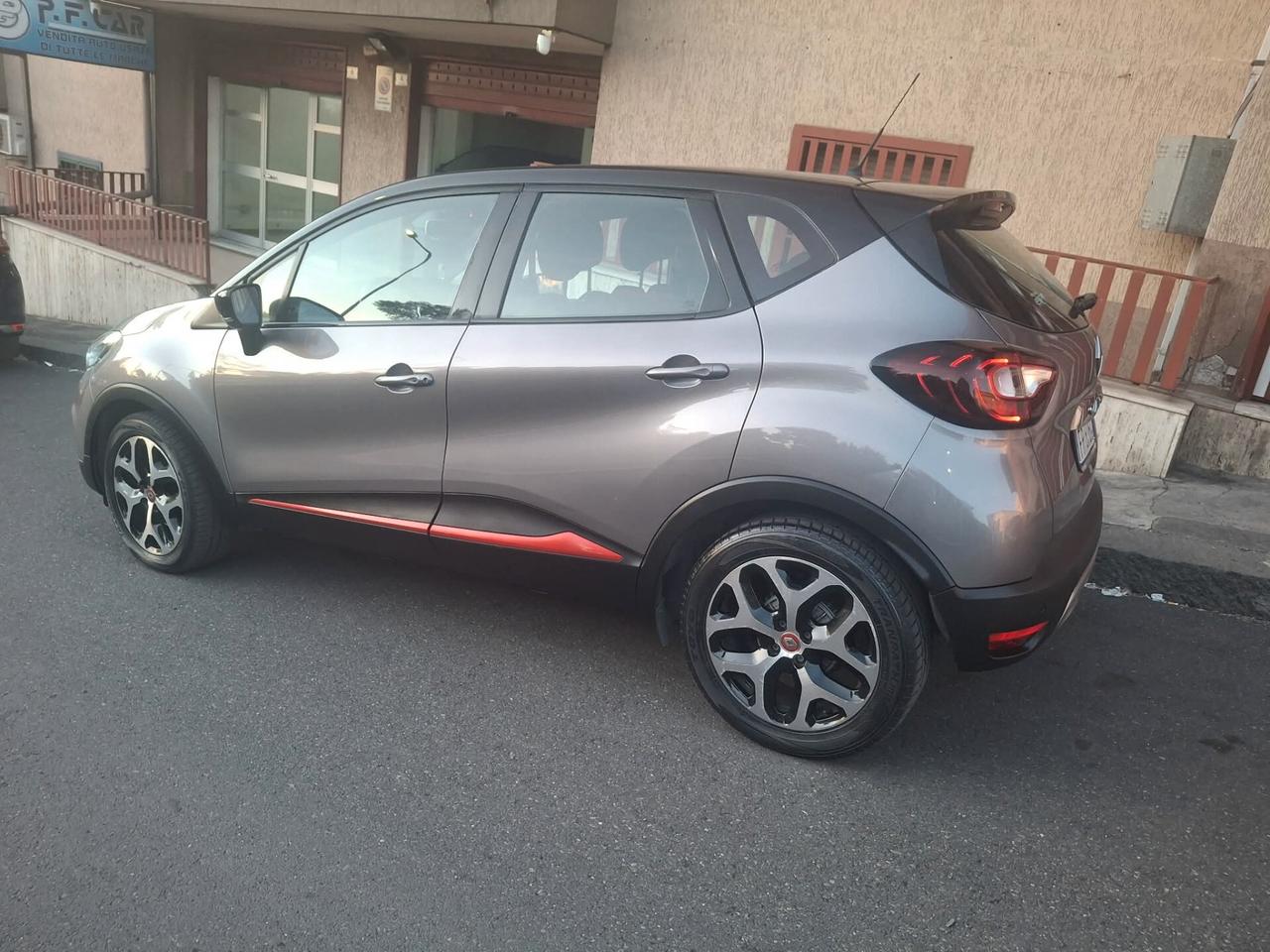 Renault Captur dCi 8V 90 CV Start&Stop Sport Edition2