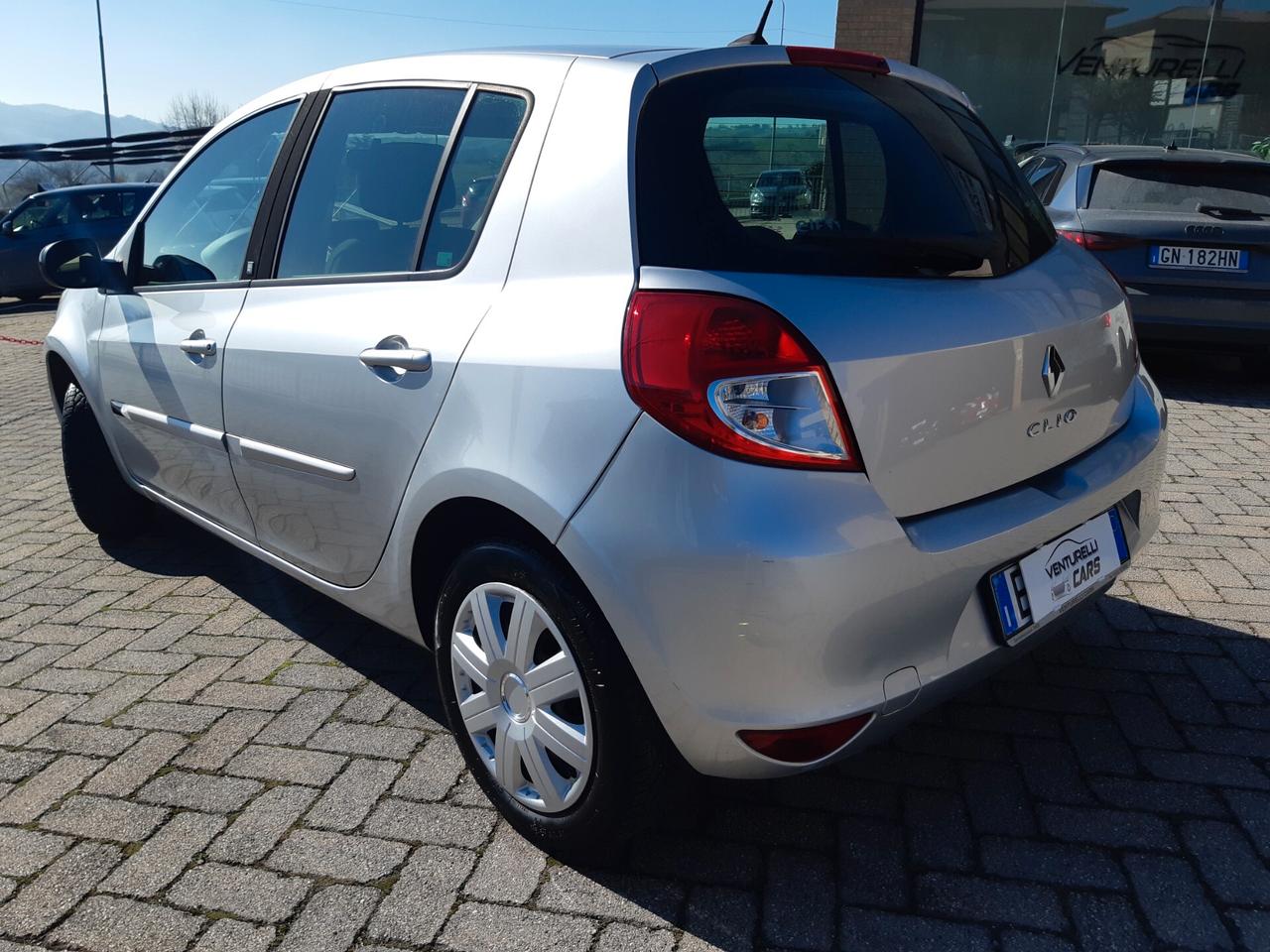 Renault Clio 1.2 16V 5 porte Dynamique X NEOPATENTATI