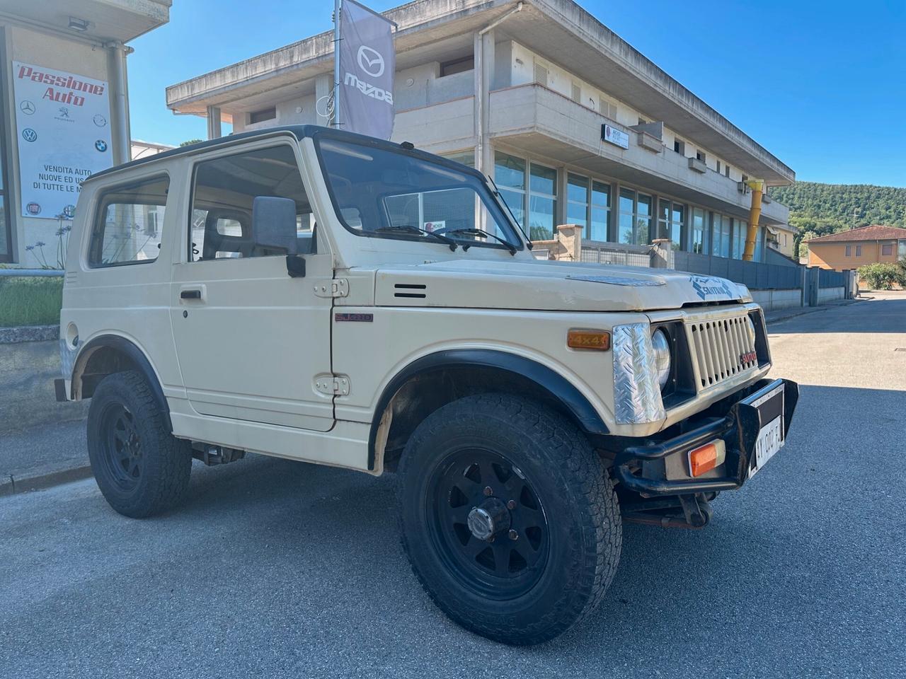 Suzuki SJ 410 SJ410 Berlina Sport