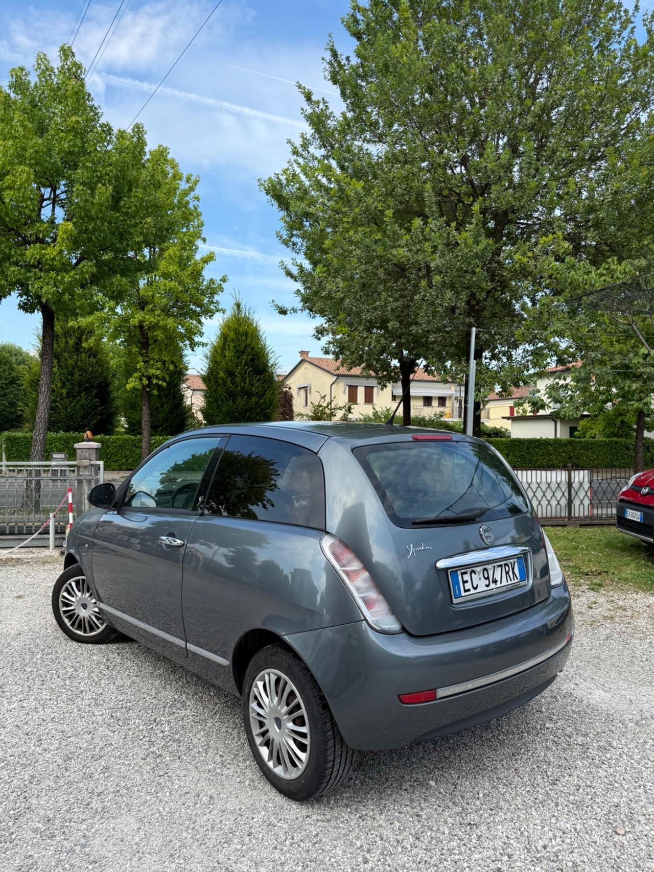 Lancia Ypsilon 1.2 Elle ok neopatentati