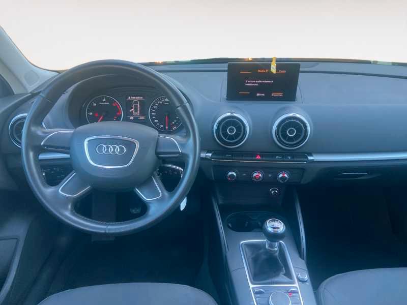 AUDI A3 Sportback 1.6 tdi Attraction