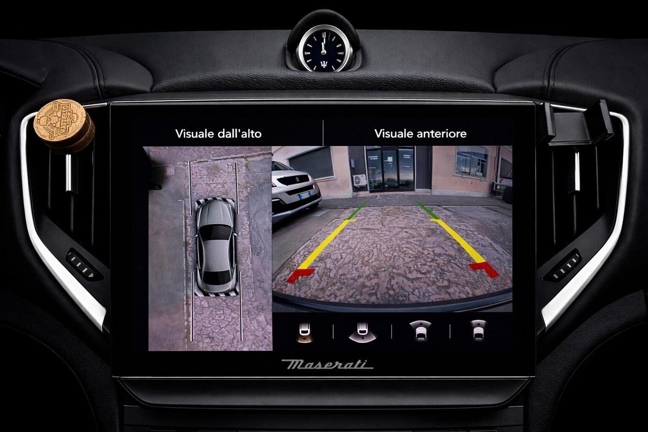 Maserati Ghibli 330 CV MHEV GRANSPORT