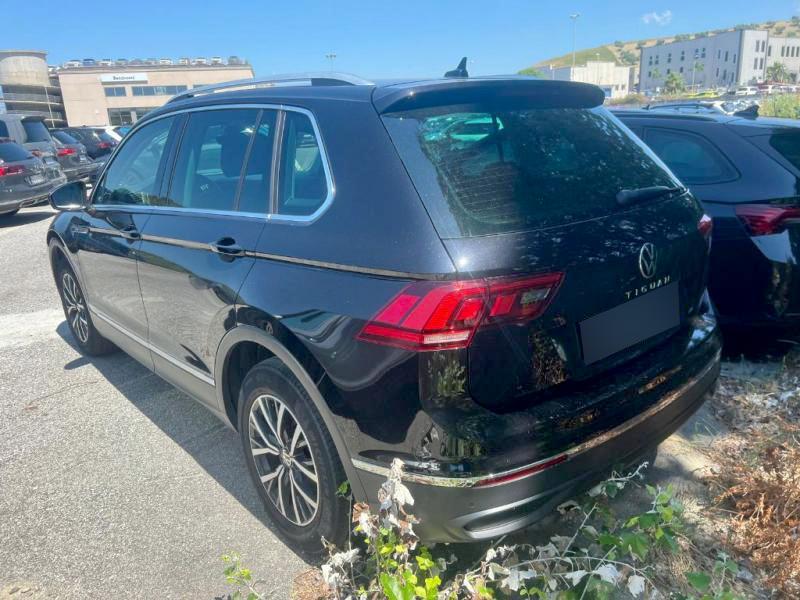 Volkswagen Tiguan 2.0 TDI 150cv Life DSG Virtual, Carplay, Ambient Light