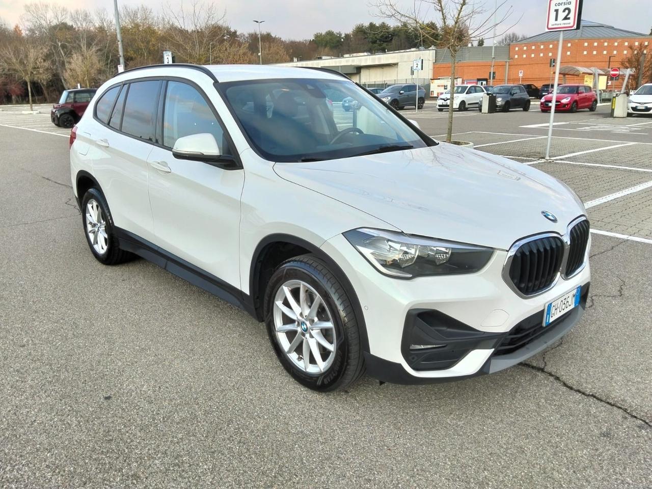 Bmw X1 xDrive18d Automatik*Navi*Camera*Cruise*Pdc
