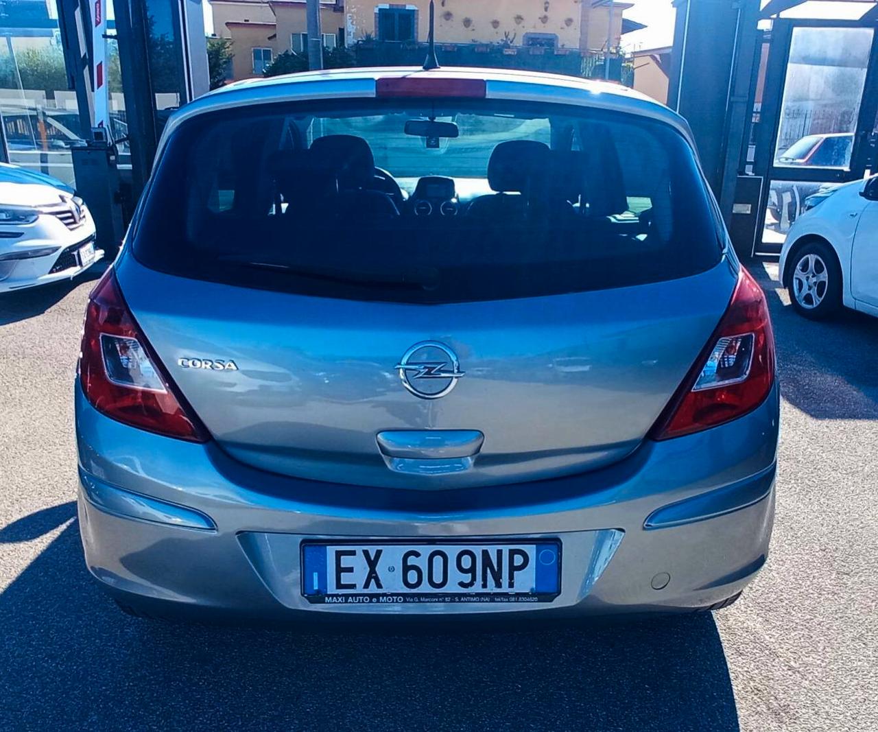 Opel Corsa GPL SENZA BUSTA PAGA