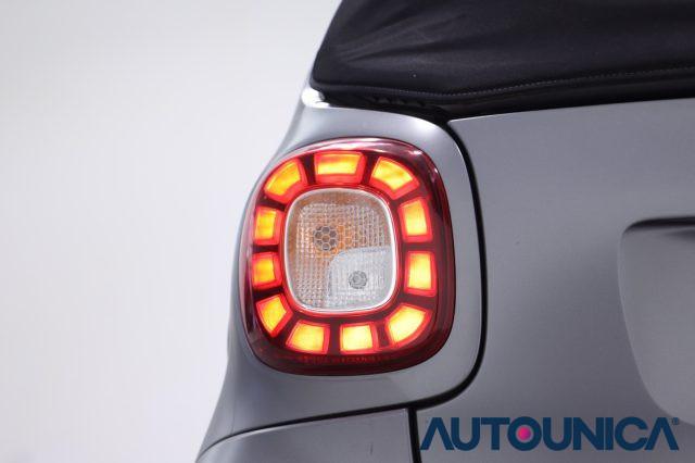 SMART ForTwo 90 0.9 TURBO TWINAMIC CABRIO PASSION FARI LED