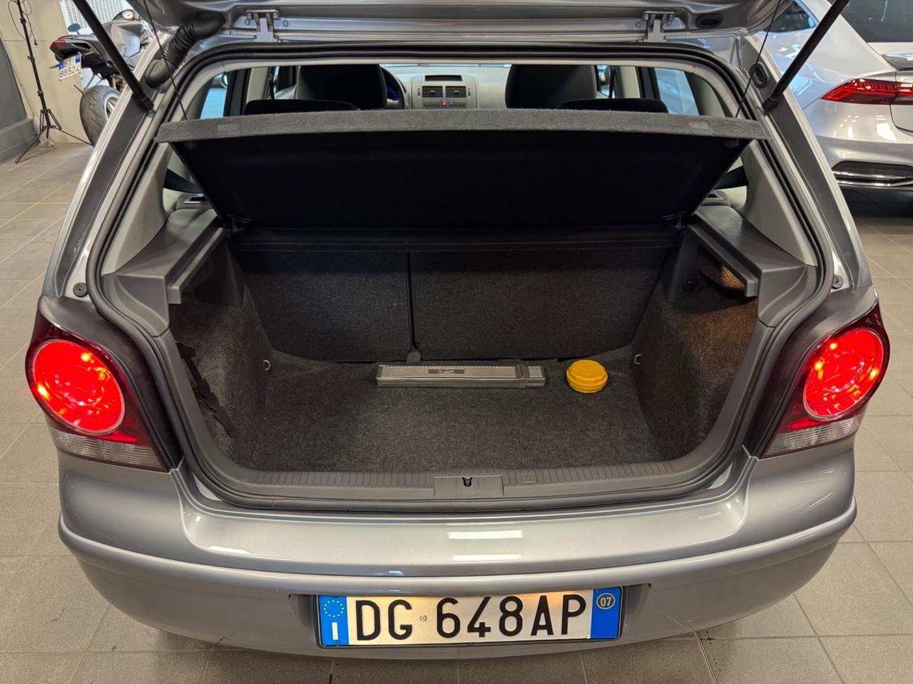 Volkswagen Polo 1.2/70CV 12V 5p. Trendline