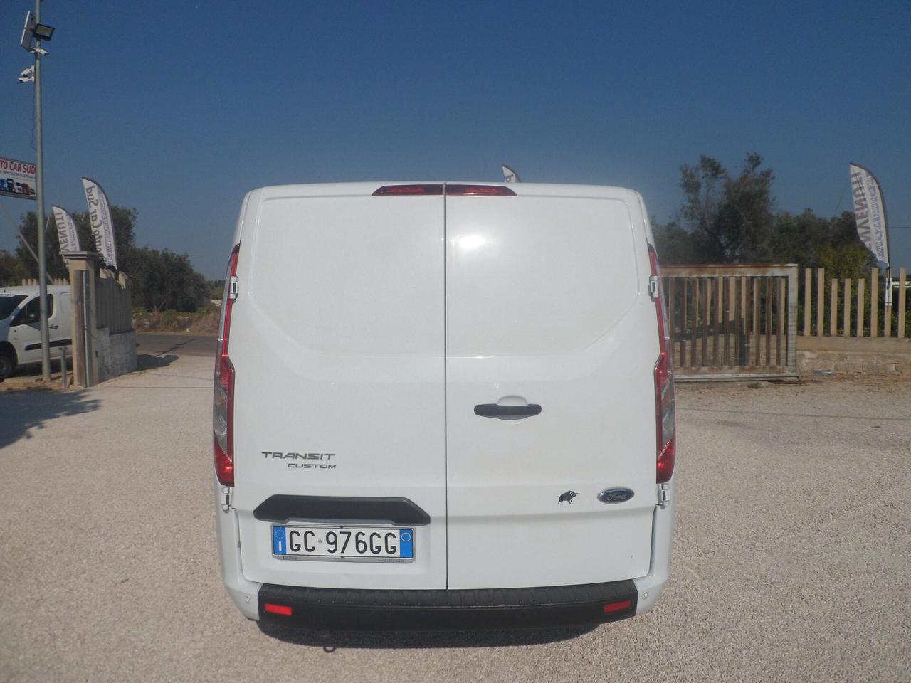 Ford Transit Custom furgone