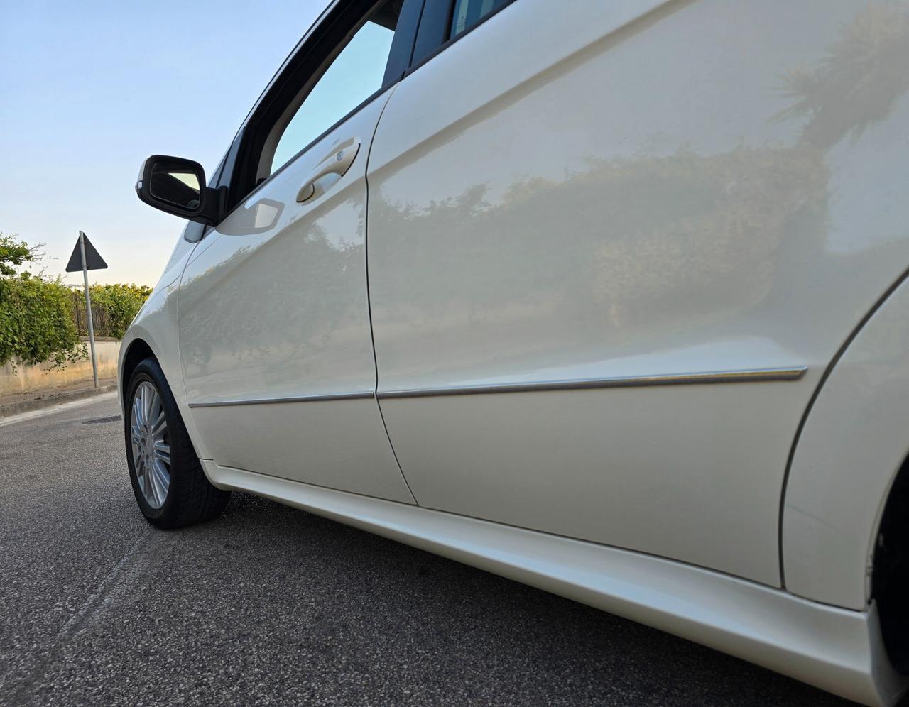 CLASSE A RESTYLING SPECIAL 2011 CON SOLI 112.000KM