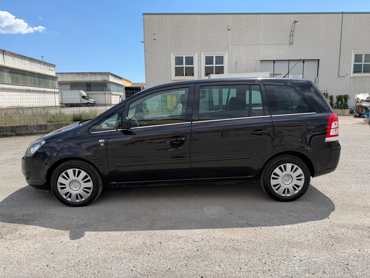 Opel Zafira 16V ecoM Turbo Cosmo 152000 KM