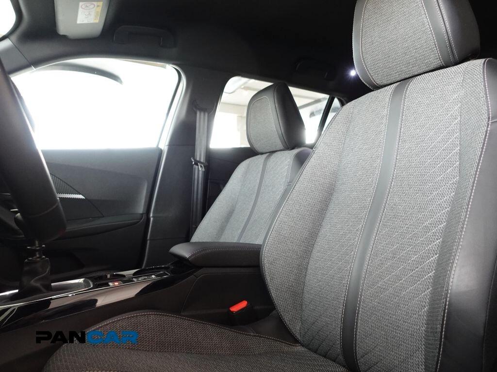 Peugeot 2008 PureTech 100 S&S Allure