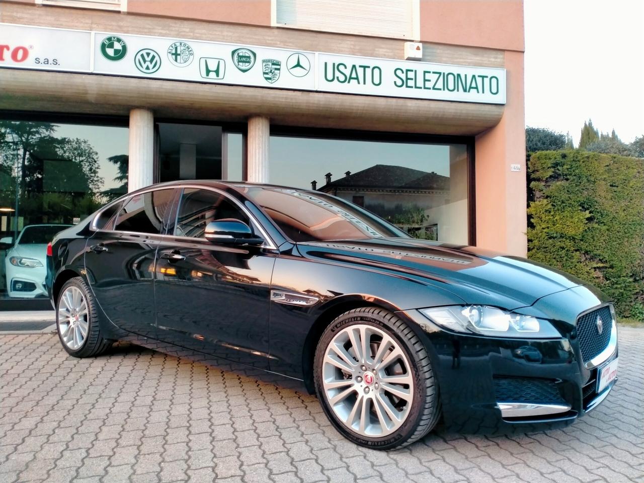 Jaguar XF 2.0D i4 180CV AWD PORTFOLIO MODEL YEAR 2019 MERIDIAN DIGITAL SOUND SYSTEM 380W