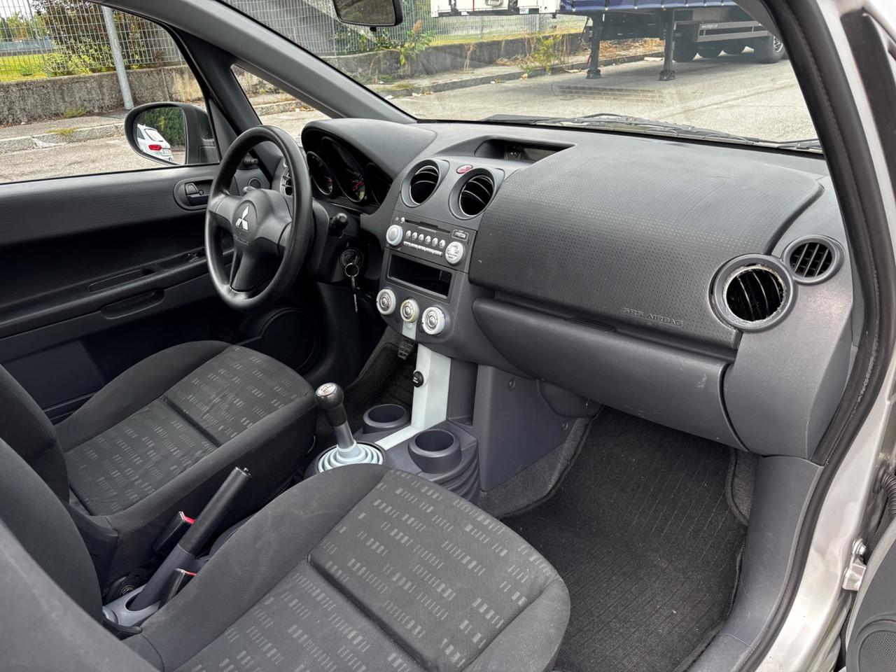 Mitsubishi Colt 1.1 12V, GPL!