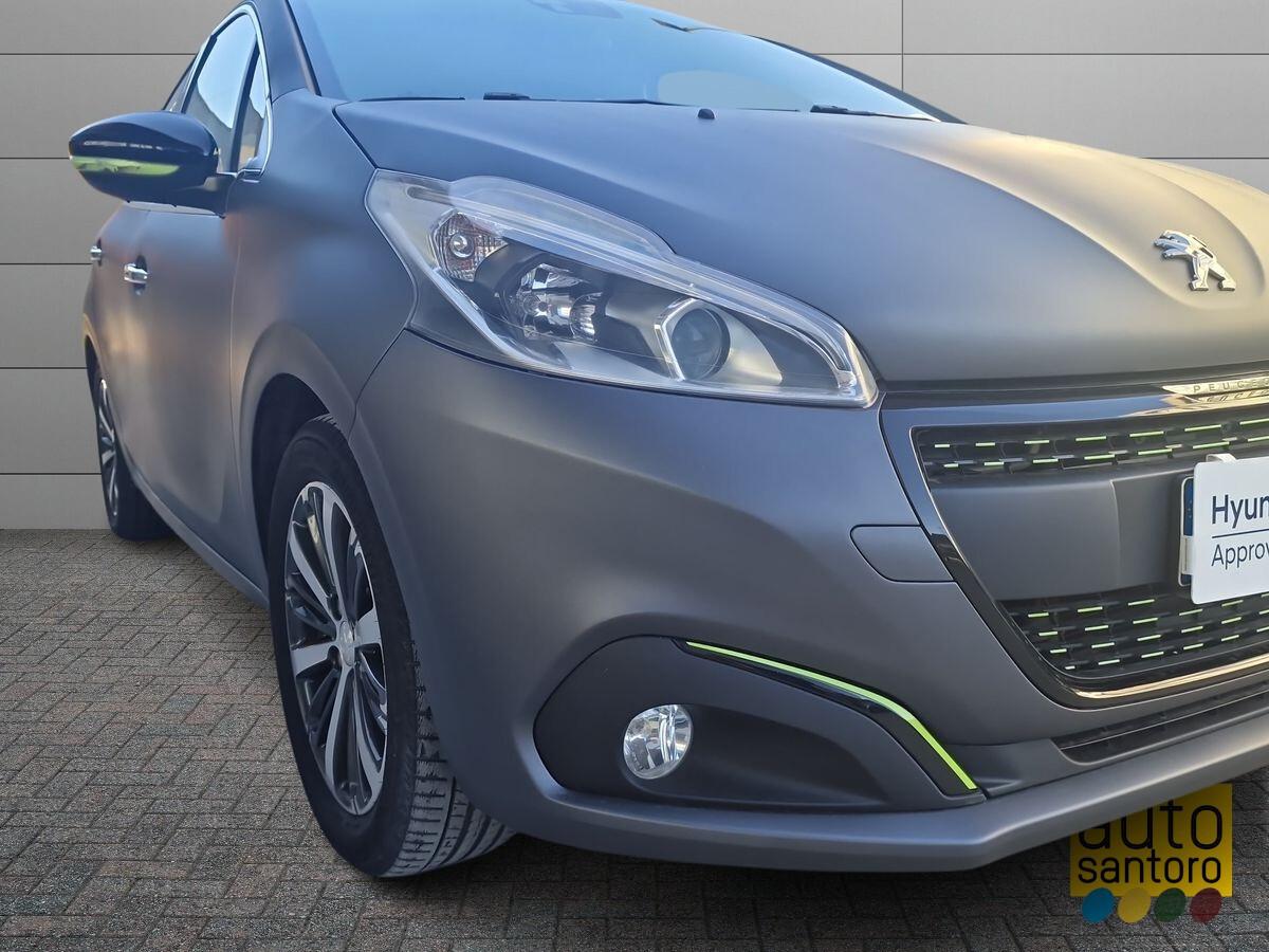 PEUGEOT 208 1.2 82CV ALLURE