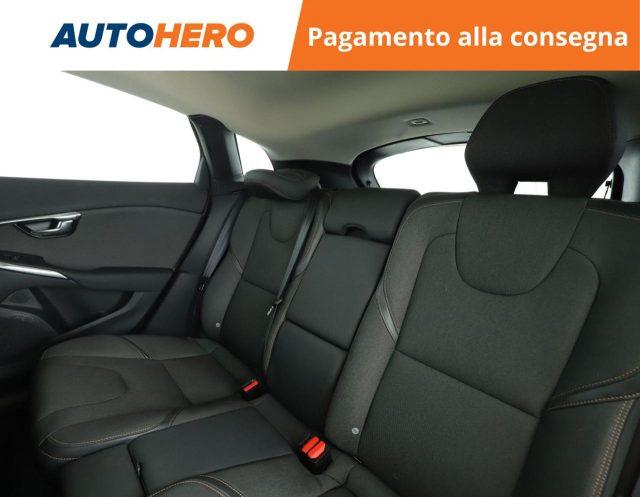 VOLVO V40 Cross Country D2 1.6 Momentum