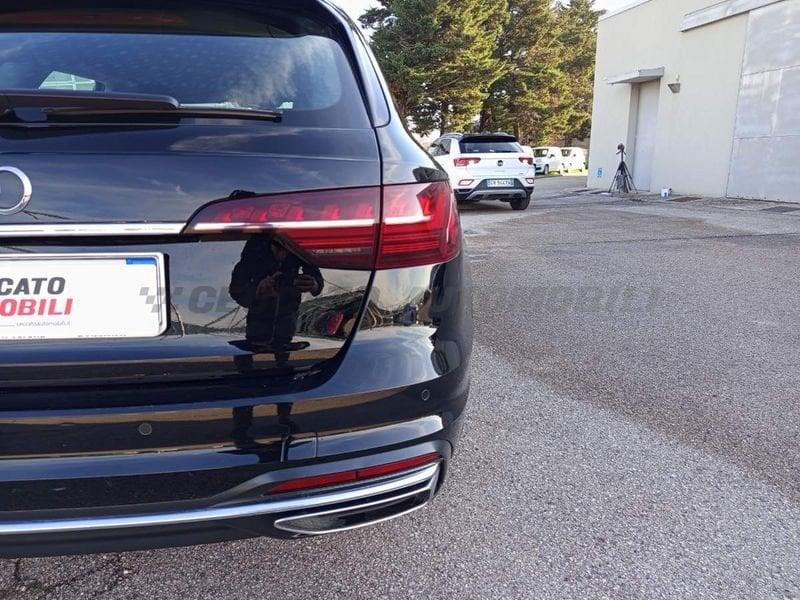 Audi A4 A4 Avant 30 2.0 tdi mhev Business Advanced 136cv s-tronic