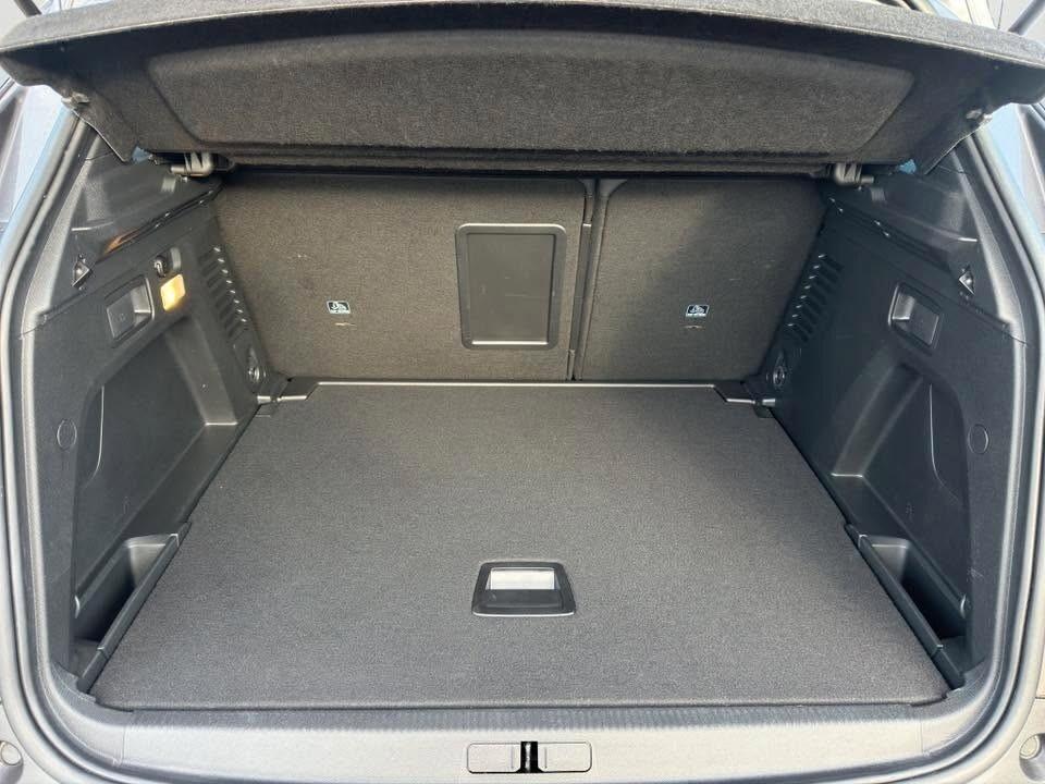 Peugeot 3008 BlueHDi 130 S&S EAT8 Allure