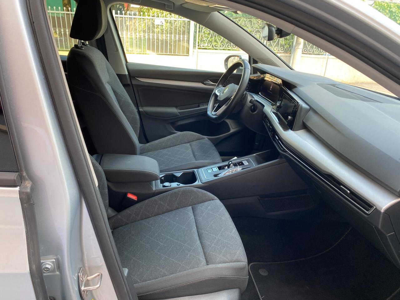 Volkswagen Golf Variant Golf Variant 2.0 TDI SCR DSG Life - CAMBIO AUTOMATICO