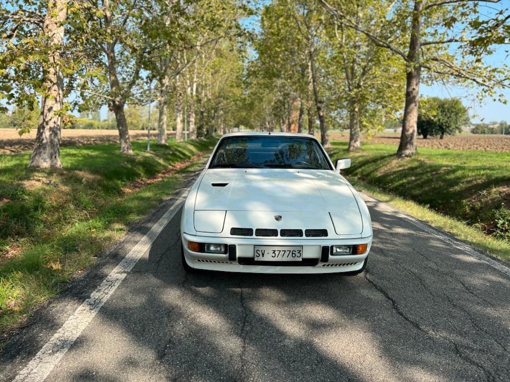 Porsche 924 Turbo - 1982